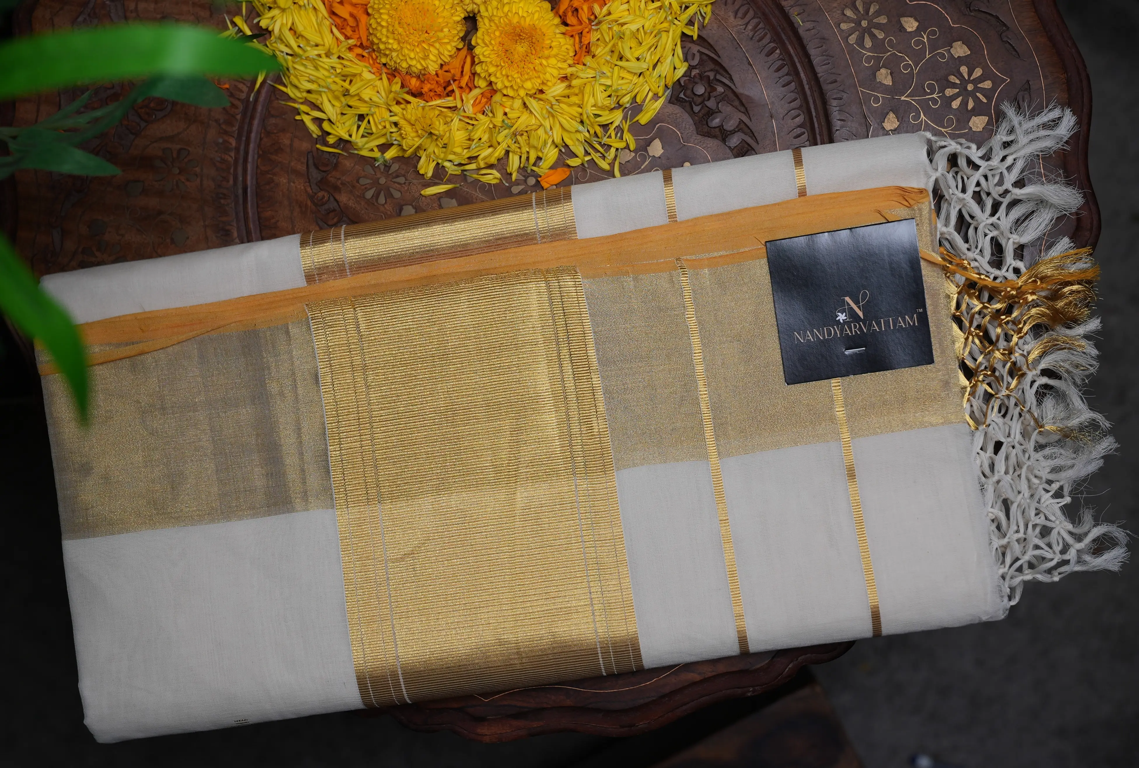 Pure Handloom Balaramapuram Premium Kasavu Saree – Heritage Gold Kasavu Collection