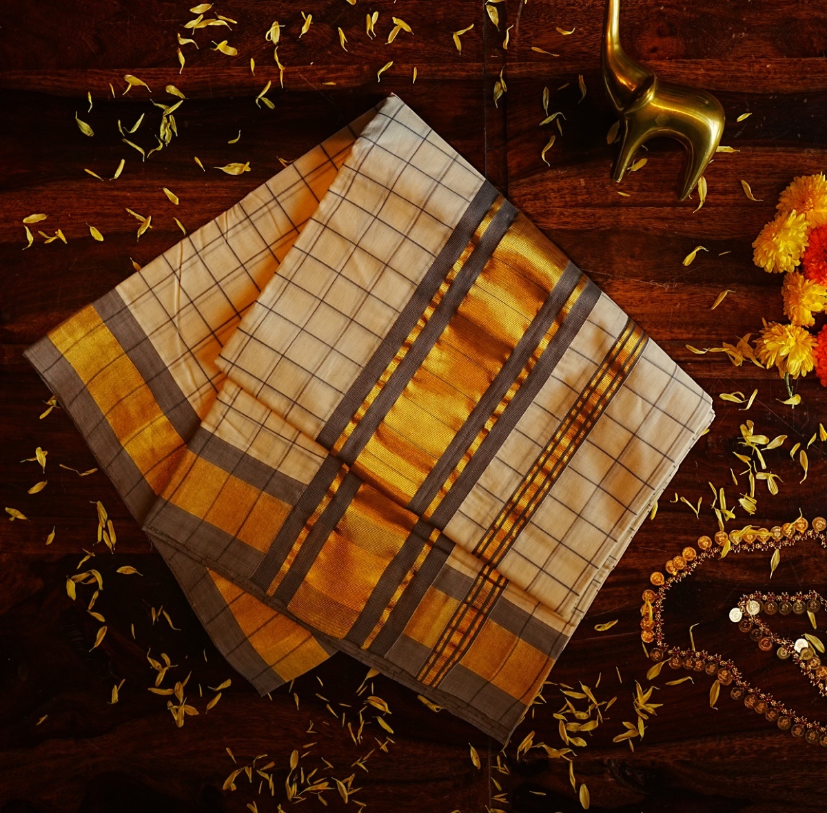 Pure Handloom Kerala Kasavu Saree with Grey Check Pattern and Classic Kasavu Border