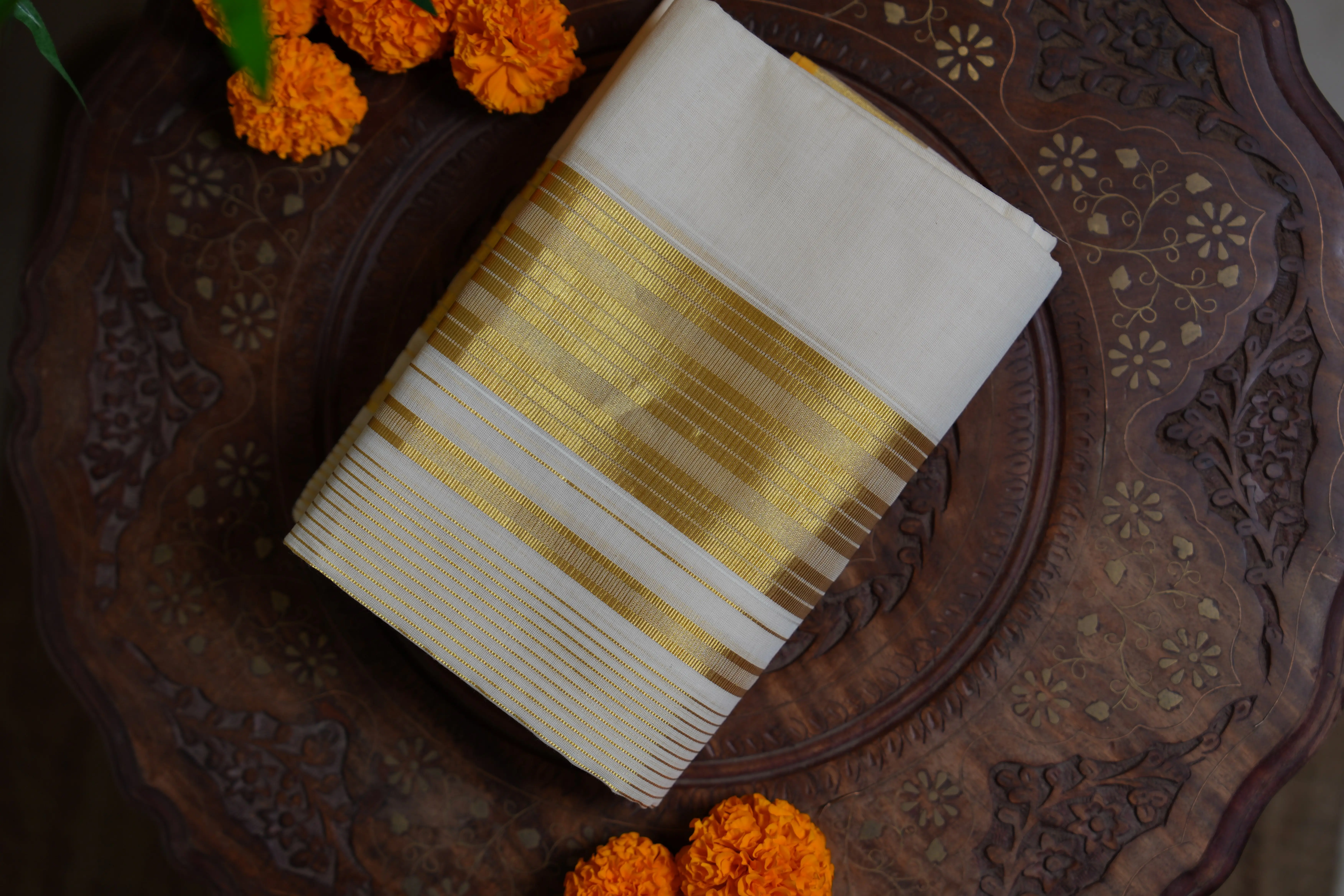 Pure Balaramapuram Handloom Premium Kasavu Set Mundu with Grand Gold Kasavu Pallu